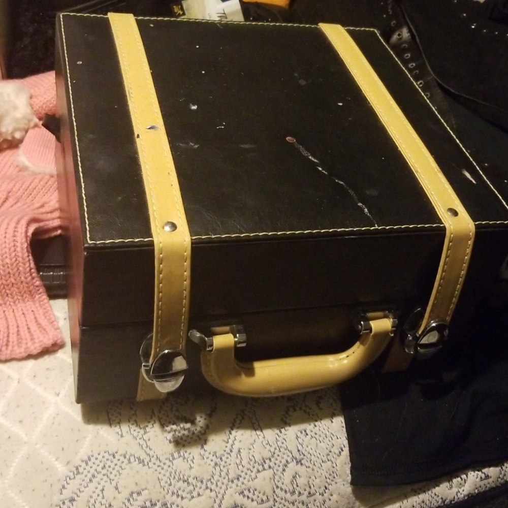 Makeup case